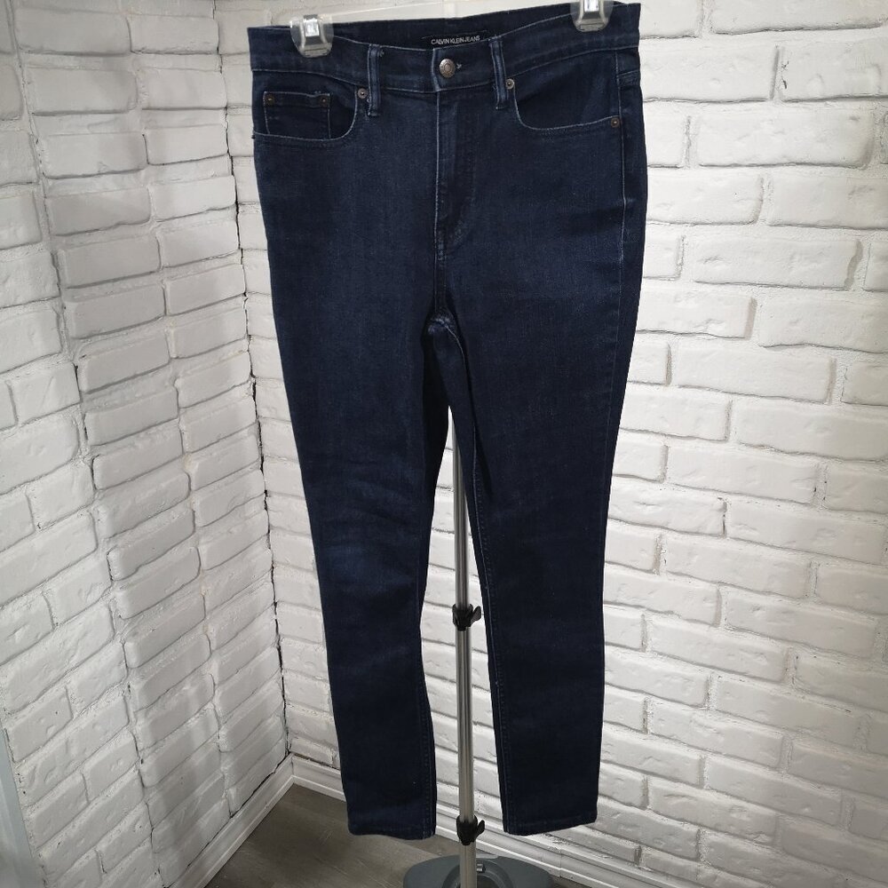 Calvin Klein Jeans Ladies Size 4 Dark Wash High Rise Skinny Blue Jeans